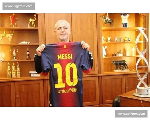 前美国脚琼斯:穆勒是低调务实的教科书,年轻球员应像学习梅西一样汲取经验 前美国脚琼斯:穆勒是低调务实的教科书,年轻球员应像学习梅西一样汲取经验